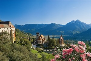 Schenna-Hotel-Tyrol-300x200 Die Geschichte des Südtiroler Ferienortes Schenna