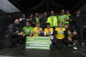Subway Alltagsathleten erfolgreich beim Essener Stadtlauf Subway_Spendenscheck_TigerKids21-300x200 Subway Alltagsathleten erfolgreich beim Essener Stadtlauf