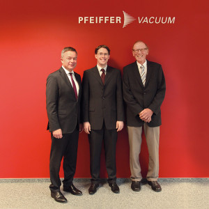 PR_Roentgen_Pfeiffer_Vacuum_2014_840px-300x300 Pfeiffer Vacuum empfängt Röntgenpreisträger 2014