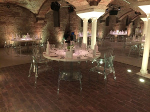 LENZevents realisiert Abendveranstaltung unter den Straßen von Kassel Weinkircheweb-300x225 LENZevents realisiert Abendveranstaltung unter den Straßen von Kassel