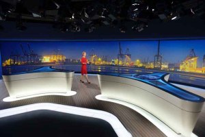 Technisches Know-how der AMBION GmbH für die Medienwand des neuen ARD-Tagesschaustudios tagesschau_web-300x200 Technisches Know-how der AMBION GmbH für die Medienwand des neuen ARD-Tagesschaustudios