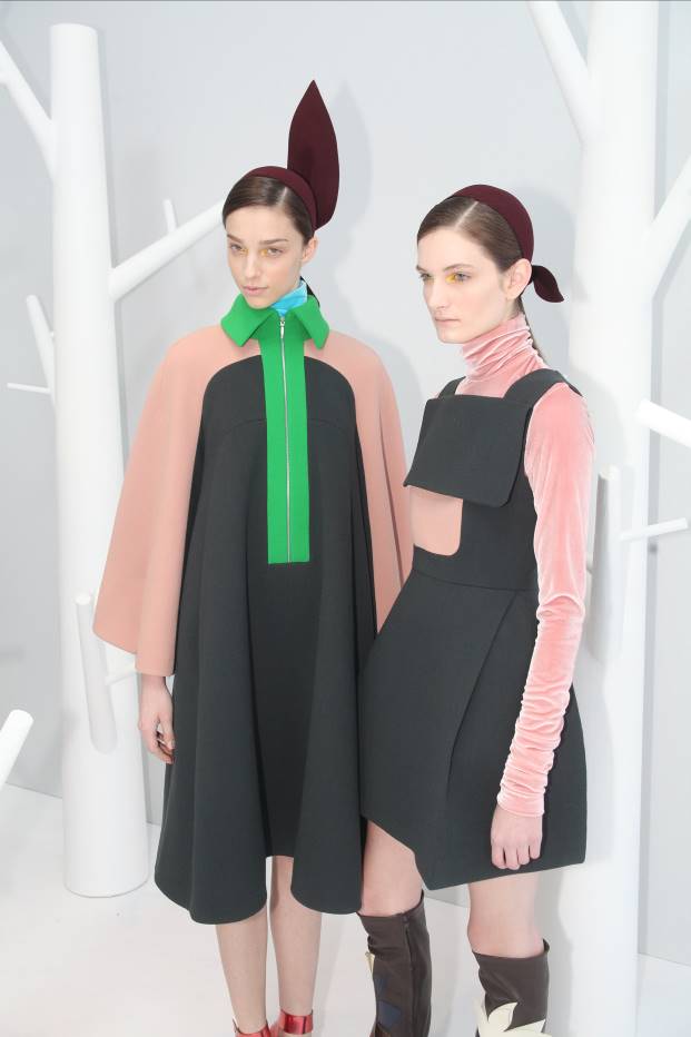 New York Fashion Week Delpozo Fall/Winter 2015 Hair Design by Antonio Corral Calero für Moroccanoil 4 New York Fashion Week Delpozo Fall/Winter 2015 Hair Design by Antonio Corral Calero für Moroccanoil