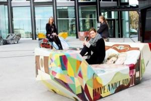 Wiener Enzis in Hamburg: Reeperbahn bekommt Outdoor-Wohnzimmer ARCOTEL-Onyx_Enzi-Park-3-300x200 Wiener Enzis in Hamburg: Reeperbahn bekommt Outdoor-Wohnzimmer