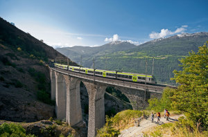 Treno DomoAlpi: Grenzenlose Alpen BLS-300x198 Treno DomoAlpi: Grenzenlose Alpen