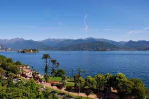 Neuer Webauftritt für den Lago Maggiore 2-Lago-Maggiore-Borromäischer-Golf-300x200 Neuer Webauftritt für den Lago Maggiore