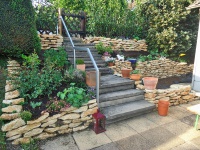 natursteinundgartenbau_srcset-large Mit Gartenbau Profi ARA Garten und Landschaftsbau arbeiten