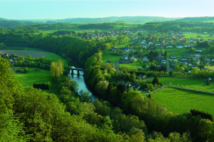 Wandern-rund-um-das-Flair-Hotel-Bergischer-Hof-in-Windeck-300x199 Starten Sie fit in die warme Jahreszeit: Wandern mit Flair