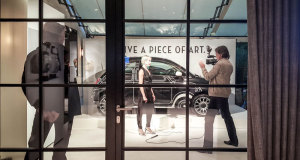 Jazzunique inszeniert „Nacht der Design Ikonen“ in Berlin Fiat-500-Ron_Aradweb-300x160 Jazzunique inszeniert „Nacht der Design Ikonen“ in Berlin