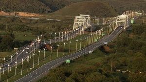 Arco-Metropolitano_Bridges-300x168 KYOCERA Solar sorgt für Beleuchtung auf dem Arco Metropolitano, der längsten solar beleuchteten Autobahn Brasiliens