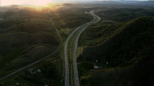 Arco-Metropolitano_Freeway-Overview-300x168 KYOCERA Solar sorgt für Beleuchtung auf dem Arco Metropolitano, der längsten solar beleuchteten Autobahn Brasiliens