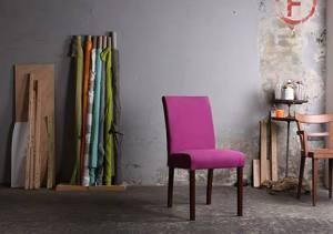 Stoffe machen Stühle - Esszimmerstühle der besonderen Art PR_Esszimmerstuhl_Blue-Wall_Designers-Guild-300x211 Stoffe machen Stühle - Esszimmerstühle der besonderen Art