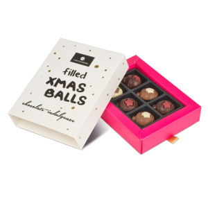Filled-Xmas-Balls-6_01-300x300 Schokoladige Innovationen für diese Weihnachten von CHOCOLISSIMO