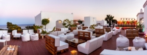 Panorama-1-JPG_komprimiert-300x113 Splash-Action meets Chill-Out Terrasse: Neue Attraktionen begeistern Groß und Klein im Hotel Jardín Tecina auf La Gomera