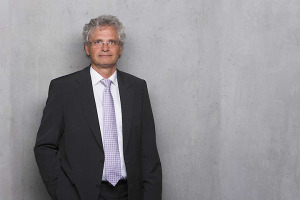 Walter_Elsner_145_72dpi-300x200 PCS Systemtechnik beendet das Geschäftsjahr mit größtem Wachstum der Unternehmensgeschichte.