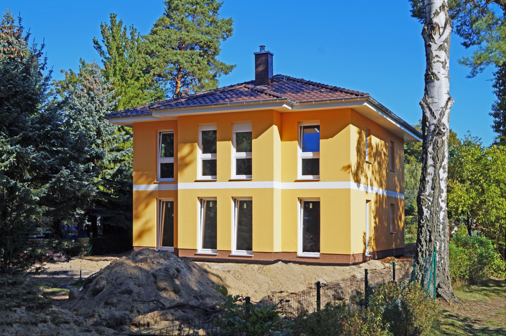 Roth_Villa-Lugana-Werneuchen_300dpi-1024x681 Familien-Villa im Berliner Umland | Hausbesichtigung am 24./25. Oktober in 16356 Werneuchen