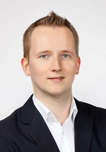 Detego InReports steuert Bestände aktiv im Multi-Channel Modehandel ©-Detego_Goller-Michael-CTO-210x300 Detego InReports steuert Bestände aktiv im Multi-Channel Modehandel