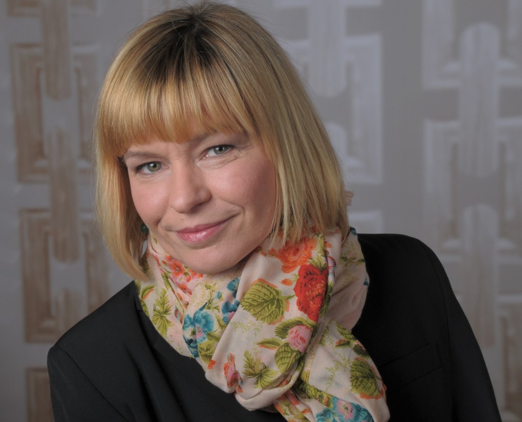 MIT POWER UND CHARME: CORNELIA SCHULZ IST NEUE HOTELDIREKTORIN IM IBIS WÜRZBURG CITY Direktorin_Foto-1024x829 MIT POWER UND CHARME: CORNELIA SCHULZ IST NEUE HOTELDIREKTORIN IM IBIS WÜRZBURG CITY