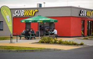 Subway als Händler des Jahres 2015-2016 ausgezeichnet Subway-zum-Händler-des-Jahres-in-Kategorie-Food-to-go-ausgezeichnet_klein-300x192 Subway als Händler des Jahres 2015-2016 ausgezeichnet