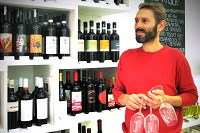 Enrico Bachechi startet Vinifero Pop-up Shop in Wien mit besten Naturweinen aus Italien Vinifero_Enrico_Bachechi_2015_onlinePR Enrico Bachechi startet Vinifero Pop-up Shop in Wien mit besten Naturweinen aus Italien