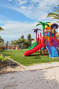 PARQUE-INFANTIL-200x300 Luxus für Körper und Geist: (Ent-)Spannende Familien-Momente im Hotel Suite Villa María auf Teneriffa