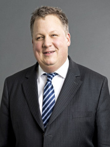 Dr. Donovan Pfaff von Bonpago referiert auf der CeBIT 2016 über die Digitalisierung in Einkauf und Finanzen Dr.Pfaffweb-225x300  Dr. Donovan Pfaff von Bonpago referiert auf der CeBIT 2016 über die Digitalisierung in Einkauf und Finanzen