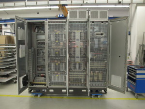 Die FEST AG liefert gemeinsam mit Knorr-Bremse Powertech die Ausrüstung für komplexe Schienenfahrzeugprüfstände bei der Deutschen Bahn Pic1_KB-PowerTech_Power-Converter_Railway-Test-Rig-300x225 Die FEST AG liefert gemeinsam mit Knorr-Bremse Powertech die Ausrüstung für komplexe Schienenfahrzeugprüfstände bei der Deutschen Bahn