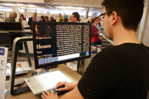 Sehbehinderte und Blinde optimal unterstützt: 14. SightCity zeigt die besten Hilfsmittel aus rund 20 Ländern SightCity_Bild2_640Pix_250KB-300x200 Sehbehinderte und Blinde optimal unterstützt: 14. SightCity zeigt die besten Hilfsmittel aus rund 20 Ländern