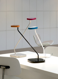 618f0ebf7b-222x300 Glamox Luxo Lighting stellt neue LED-Schreibtischleuchte vor