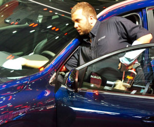 OLYMP pflegt das Kundenportfolio auf dem Genfer Automobil-Salon genf1web-300x248 OLYMP pflegt das Kundenportfolio auf dem Genfer Automobil-Salon
