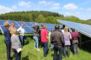 7x7-Pressefoto-Tour-2014-SP-Dietzhoelztal-300x200 Konzept der Bürgerbeteiligung an Solarparks bewährt sich