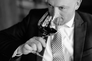 Josip_Stjepandicweb-300x200 Josip Stjepandic vom Restaurant Goldberg ist nun staatlich geprüfter Sommelier