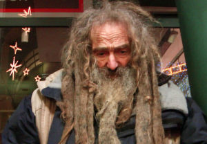 Obdachlose-Hamburg-Klaus-MaxBryan-300x208 Obdachloser lebt seit 30 Jahren auf der Straße - Max Bryan will helfen