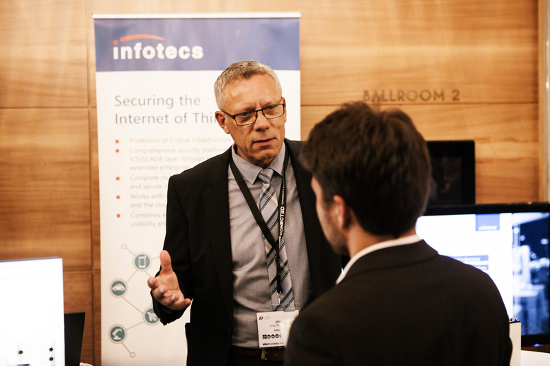Infotecs enables the IoT: showcase their high-security solutions at Security of Things World 03_Security-of-Things-World-2016_Product-Manager-Joerg-Wiedecke-spricht-mit-einem-Interessenten Infotecs enables the IoT: showcase their high-security solutions at Security of Things World