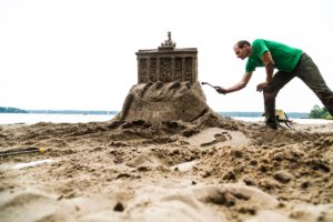 Die ganze Welt räumt auf: Barefoot Wine initiiert den ersten World Beach Rescue Day E.J.-Gallo-Winery-300x200 Die ganze Welt räumt auf: Barefoot Wine initiiert den ersten World Beach Rescue Day