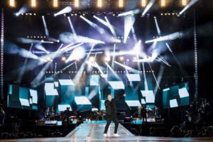 Herbert Grönemeyer nahm ROBE-Equipment mit auf „Dauernd Jetzt“-Tour Herbert-Grönemyer-2016-München_web-300x200 Herbert Grönemeyer nahm ROBE-Equipment mit auf „Dauernd Jetzt“-Tour
