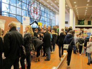 In anderen Ländern die Schulbank drücken JuBi_Stuttgart_2016-300x225 In anderen Ländern die Schulbank drücken