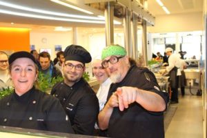 Zehn Jahre Aramark und Roche: Mit einer kulinarischen Aktionswoche wurde Jubiläum gefeiert Aramark_Jubiläumswoche-Roche1-300x200 Zehn Jahre Aramark und Roche: Mit einer kulinarischen Aktionswoche wurde Jubiläum gefeiert
