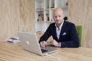 Dino_Büscher_web-300x200 Erfolgreiches Geschäftsjahr 2016 für fischerAppelt, live marketing