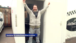 MaxBryan-Container2c-Obdachlose-Hamburg-300x169 Happy End für Obdachlosen Klaus - Der Container steht - Max Bryan hat es geschafft