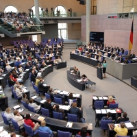 Bundestag beschließt Senkung des Rentenbeitrags und höhere Minijob-Verdienstgrenze dts_image_3021_ehgijormfi Bundestag beschließt Senkung des Rentenbeitrags und höhere Minijob-Verdienstgrenze