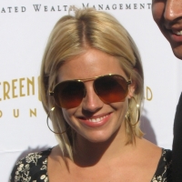 Schwangere Sienna Miller posiert nackt für die Kunst dts_image_4036_dkkqjksaqe Schwangere Sienna Miller posiert nackt für die Kunst