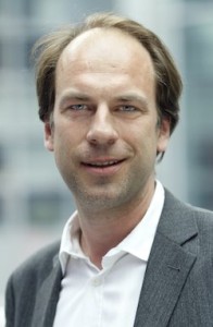 Thilo_LENZ_high__klein-196x300 Thilo_LENZ_high__klein