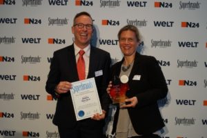 AndreasMeyer_ClaudiaLioumbas-300x200 Hattrick: Avery Zweckform ist erneut „Superbrand“