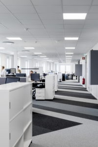 Glamox-C95-Anwendung2-200x300 Glamox C95: Licht für Raumarchitektur