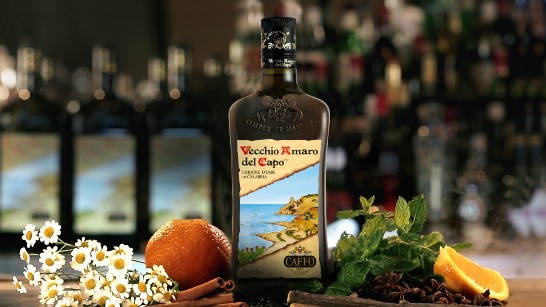 Packshot-Amaro-del-Capo_kk Sonnengeküsste Aperitifs von Caffo - Die Mezzodi und Solara Liköre von Caffo bieten tolle Möglichkeiten für außergewöhnlich kalabrische Aperitifs!