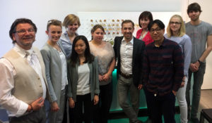 KAISERSCHOTE begeistert Studierende der International University of Applied Sciences mit Workshop über Event-Catering Studenten-Workshopweb-300x175 KAISERSCHOTE begeistert Studierende der International University of Applied Sciences mit Workshop über Event-Catering