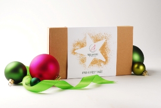 Angel-Minerals_Geschenkboxx Vegan Beauty Christmas mit Angel Minerals! Die neue Mineral Make Up Weihnachtsbox mit hochwertiger zertifizierter Naturkosmetik ist die vegane Geschenkidee für Naturkosmetik-Liebhaber