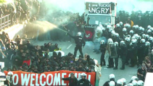 G20-Fischmarkt-Demo-MaxBryanFootage2-300x169 Hamburger Sonderausschuss: G20-Sicherheitskonzept riskierte Menschenleben