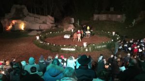 Sternwanderung: Mörschieder Adventskranz zur Hilfe für Kinder in Not 1.-Adventssingen-2016WEB-300x168 Sternwanderung: Mörschieder Adventskranz zur Hilfe für Kinder in Not