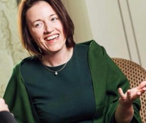 Christina-Zech-expertin-globale-win-win-situationen-300x253 Christina Zech-expertin-globale-win-win-situationen